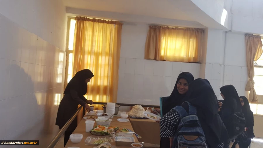 برگزاری جشنواره غذا به مناسبت هفته بهداشت روان و جسم