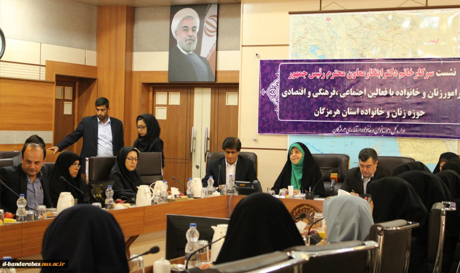 توانمندی های دانشجویان دانشکده در نمایشگاه توانمندی زنان استان هرمزگان