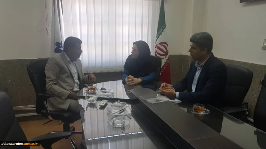 نشست صمیمی ریاست  دانشگاه فنی استان با عضو هیئت رئیسه مجلس و مدیر عامل مخابرات استان