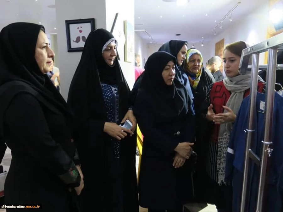 برگزاری نمایشگاه ،آثار اساتید و دانشجویان دانشگاه فنی و حرفه ای استان هرمزگان 3