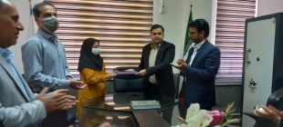 سرکار خانم شیوا صفا ایسینی انتصاب شایسته جنابعالی را به عنوان سرپرست آموزشکده فنی و حرفه ای دختران بندرعباس صمیمانه تبریک و تهنیت عرض می نماییم. 3
