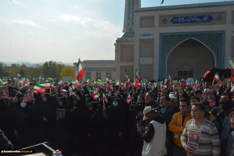 حضور دکتر خسرویان در مراسم باشکوه تشییع پیکر شهدای دانشجوی بسیجی مدافع امنیت دانشگاه فنی و حرفه‌ای 5